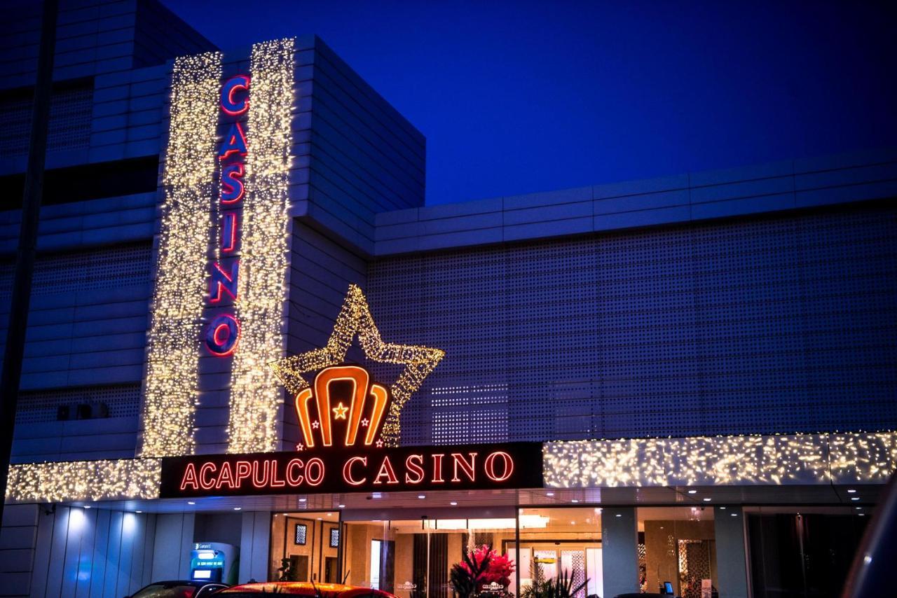 Готель Acapulco